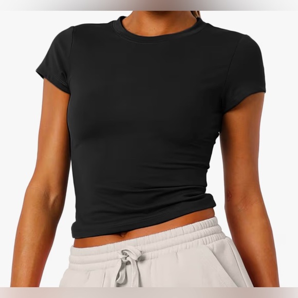 Tops - Black Short Sleeve Top. Size XL - NWT